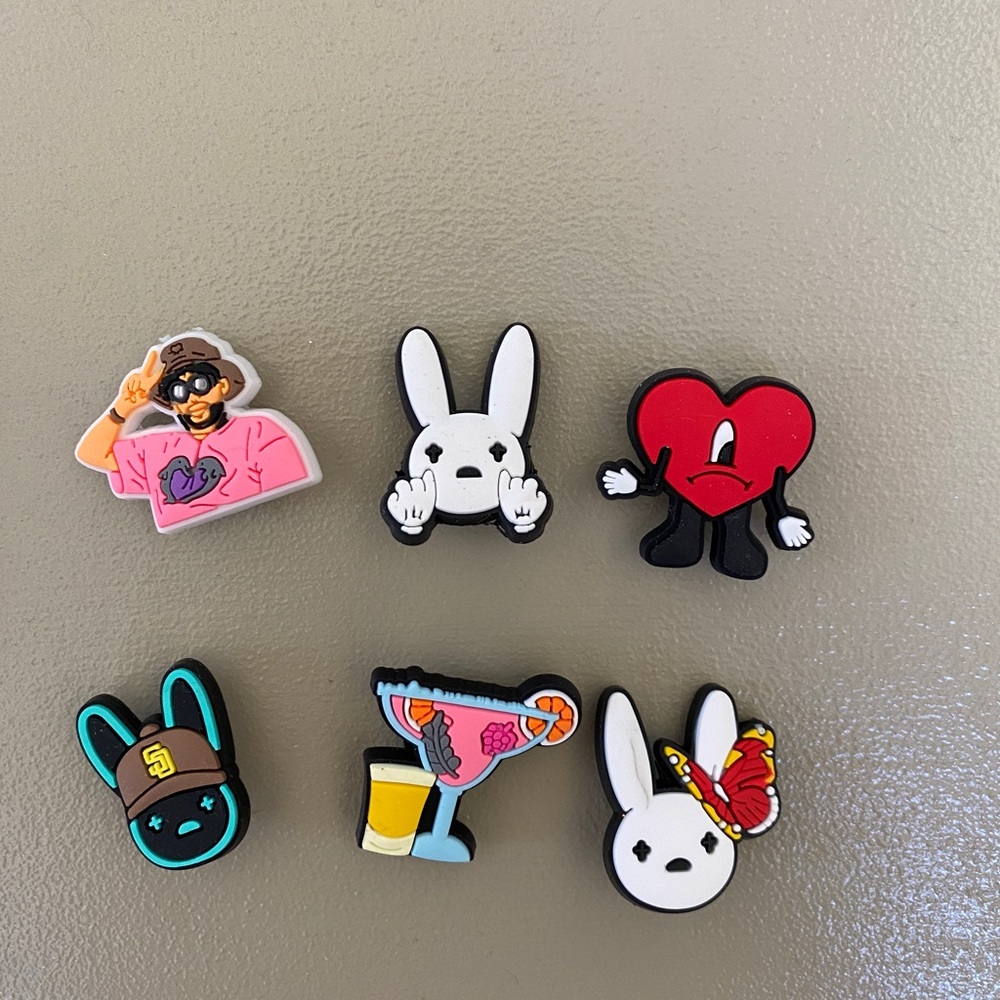 Croc charms